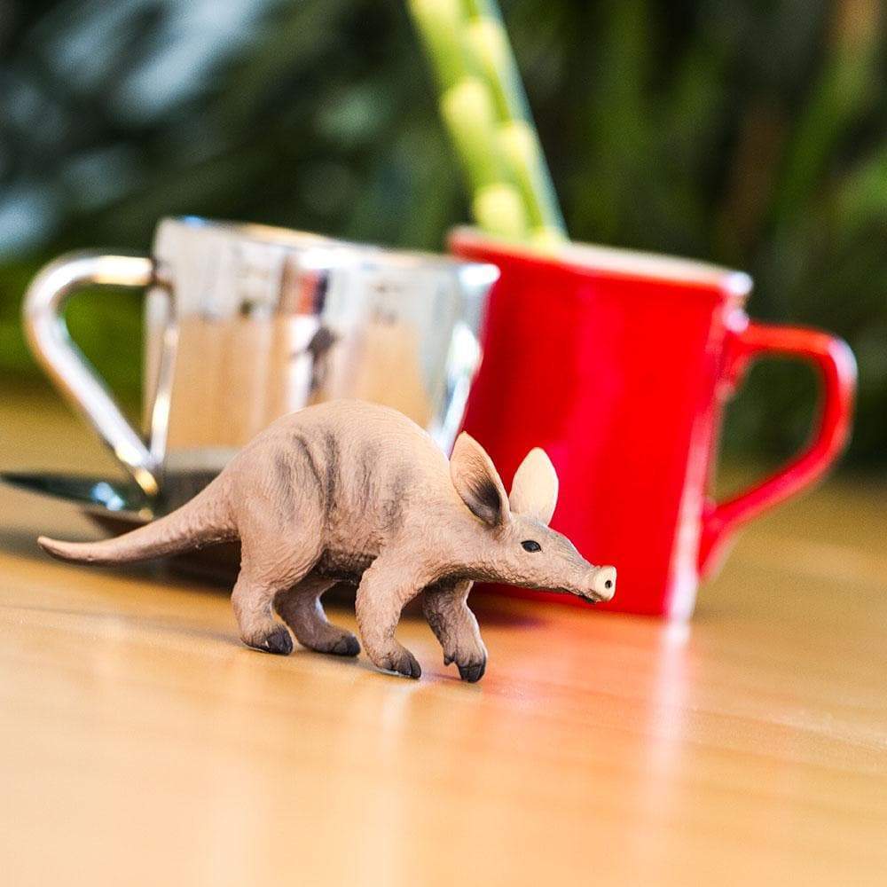 Aardvark Toy | Wildlife Animal Toys | Safari Ltd®