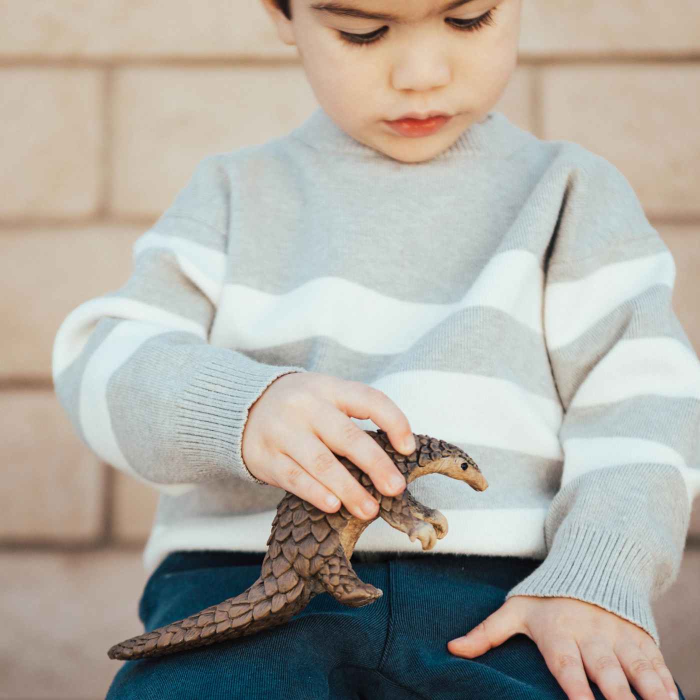 Pangolin Toy | Incredible Creatures | Safari Ltd®