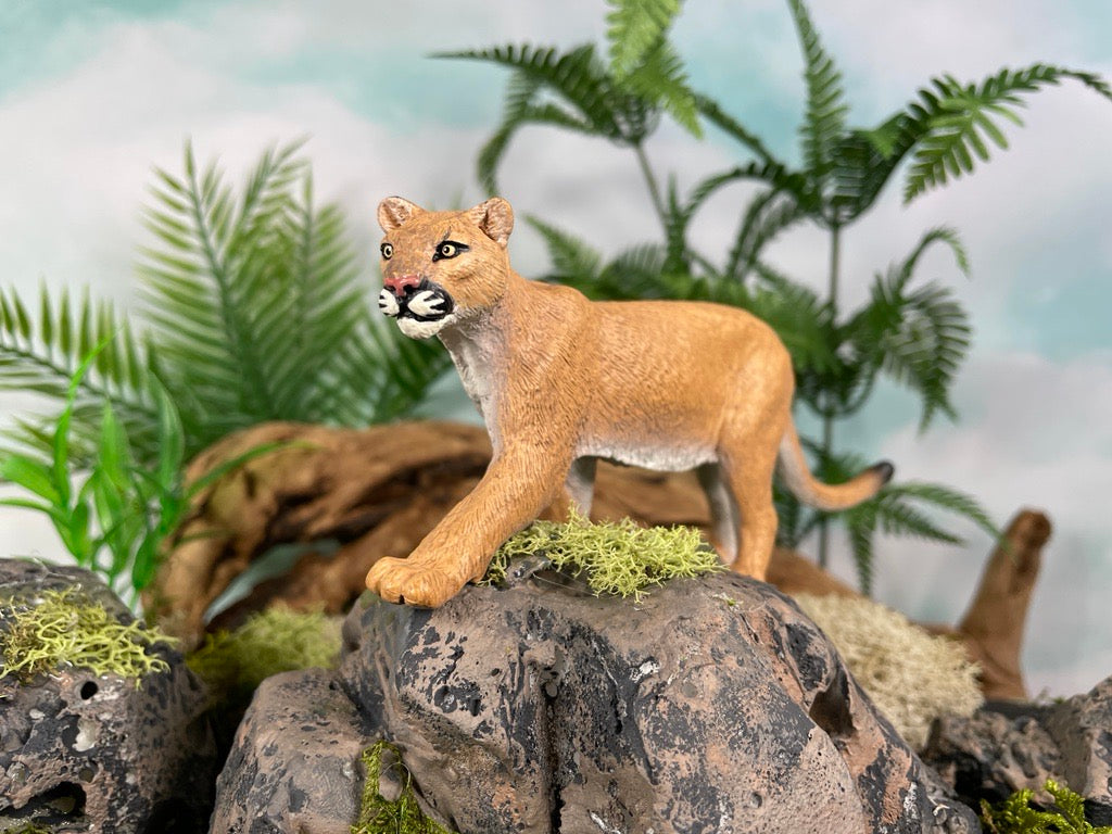 Mountain Lion Toy Figure