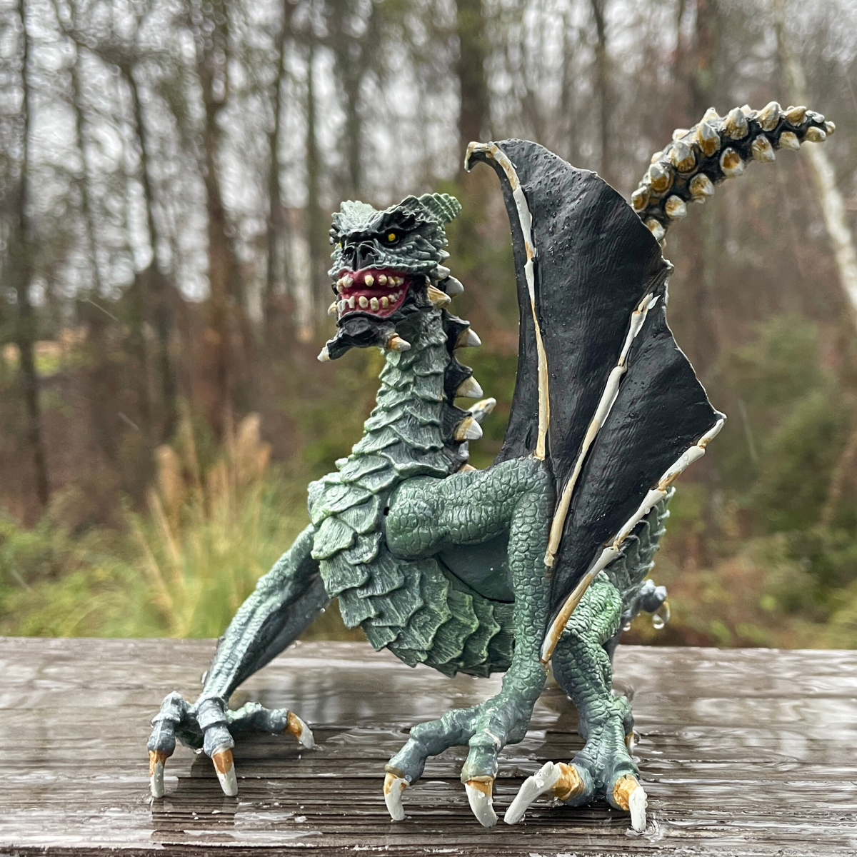 Sinister Dragon Toy | Dragon Toys | Safari Ltd®