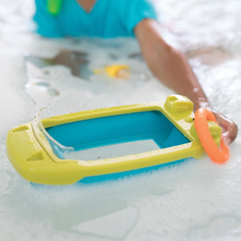 GeoSafari Jr. Underwater Explorer Boat - Safari Ltd®