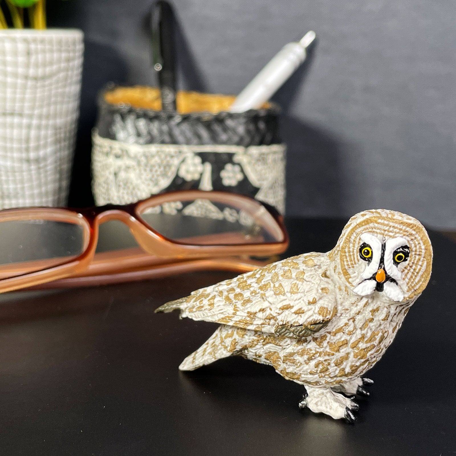 Great Grey Owl Toy - Safari Ltd®