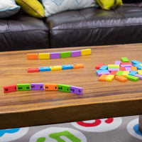 Phonics Dominoes - Short Vowels - Safari Ltd®