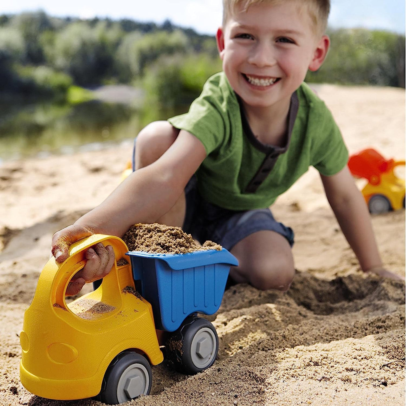 Sand Dump Truck - Safari Ltd®