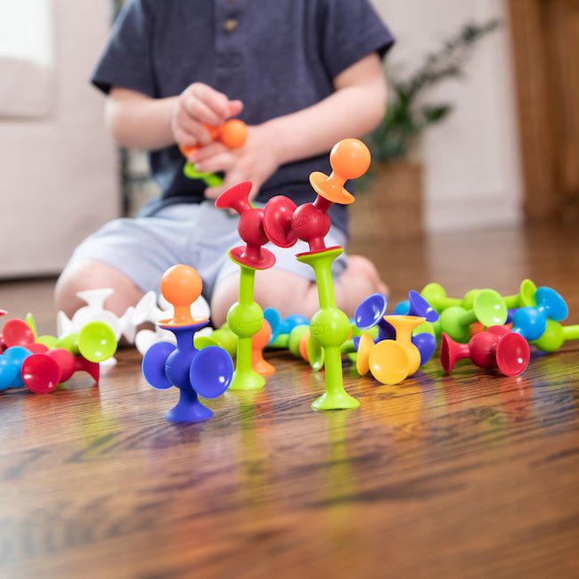 Squigz Starter Set, 24 Pieces - Safari Ltd®